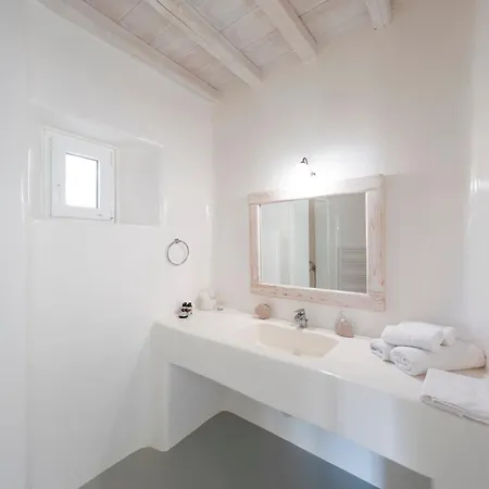 Prive 77 Mykonos * Фанари
