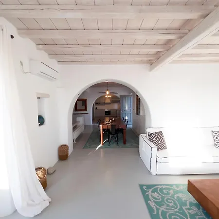 Prive 77 Mykonos * Фанари