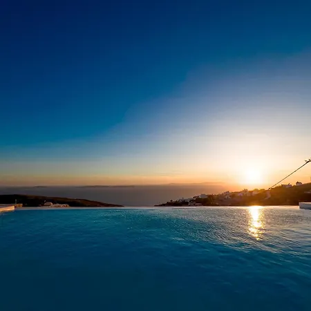 Prive 77 Mykonos * Фанари